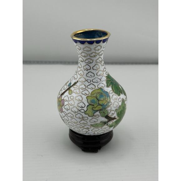 Vintage Mini Chinese Enameled Cloisonne Vase w/ Stand 3 inch White Floral - Picture 4 of 8